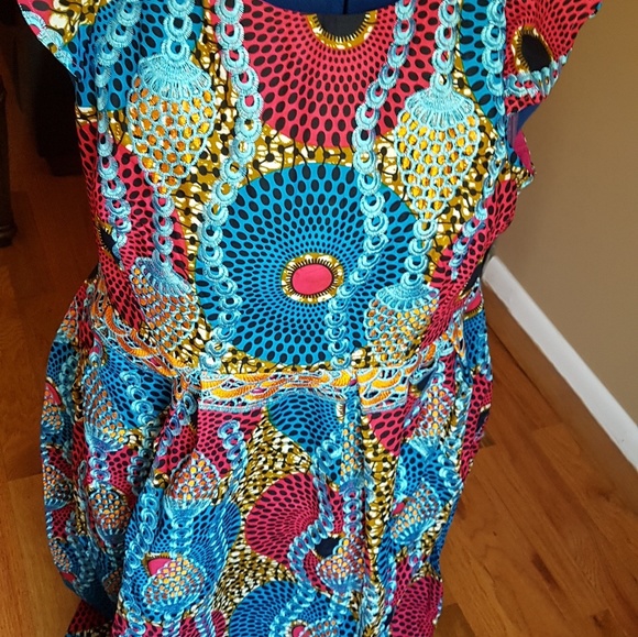 Embroidered African Prints Dress - Picture 5 of 8